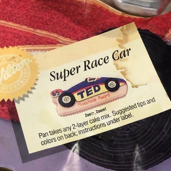 𝅺vintage Wilton Super Race Car cake pan - Picture 4 of 7